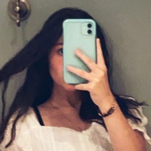 Meet your Posher, Carissa